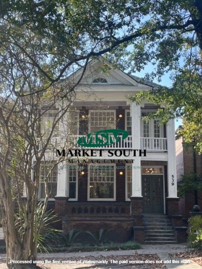 Apartment for rent at 539 E Henry St, Savannah, GA 31401