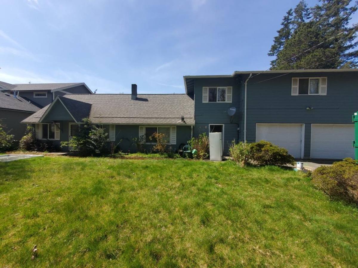 House for rent at 1017 Yew St, Bellingham, WA 98229