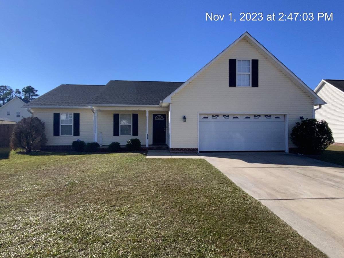 House for rent at 5508 Ascent Dr, Hope Mills, NC 28348