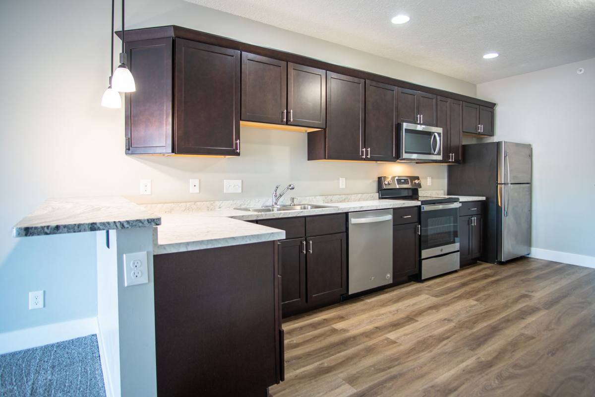 Townhouse for rent at 1300 6th Ave, Moline, IL 61265
