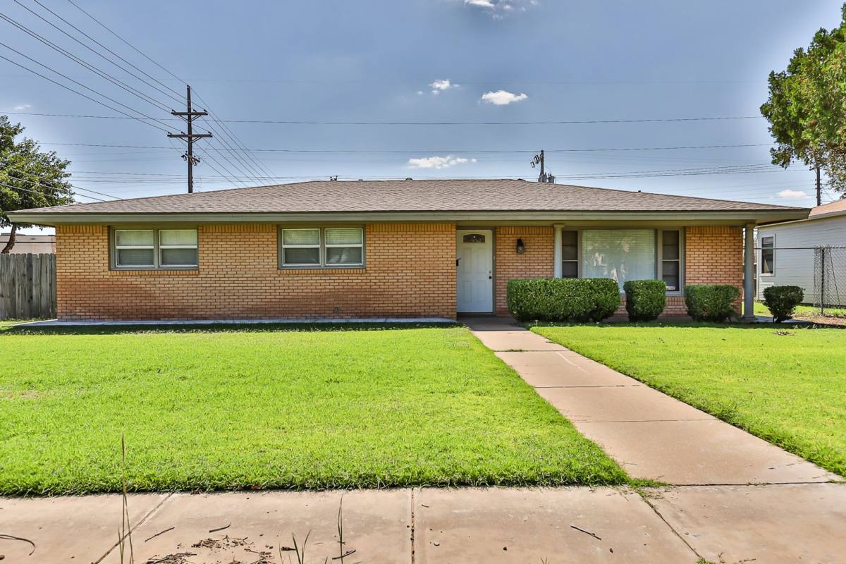 Apartment for rent at 2601 33rd St, Lubbock, TX 79411