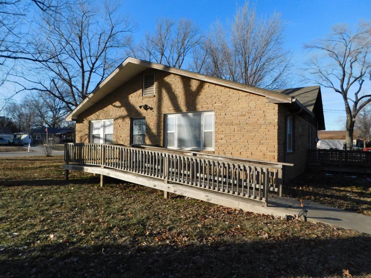 House for rent at 1238 W Finney, El Dorado, KS 67042