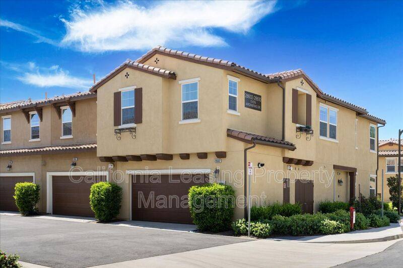 House for rent at 28602 Jardineras Dr, Valencia, CA 91354