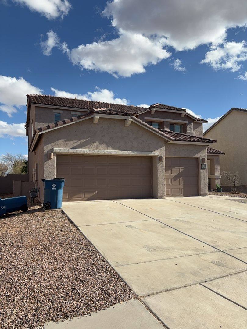 House for rent at 14229 S Via Trujal, Sahuarita, AZ 85629