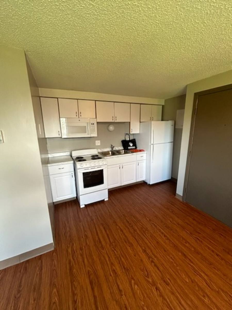 Apartment for rent at 5724 Glendale Dr, Lockport, NY 14094