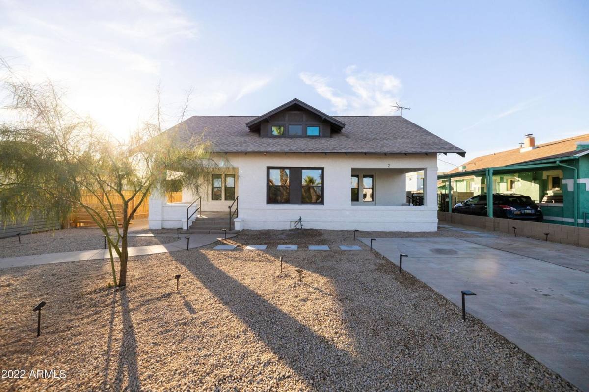 Apartment for rent at 326 N 17th Dr, Phoenix, AZ 85007