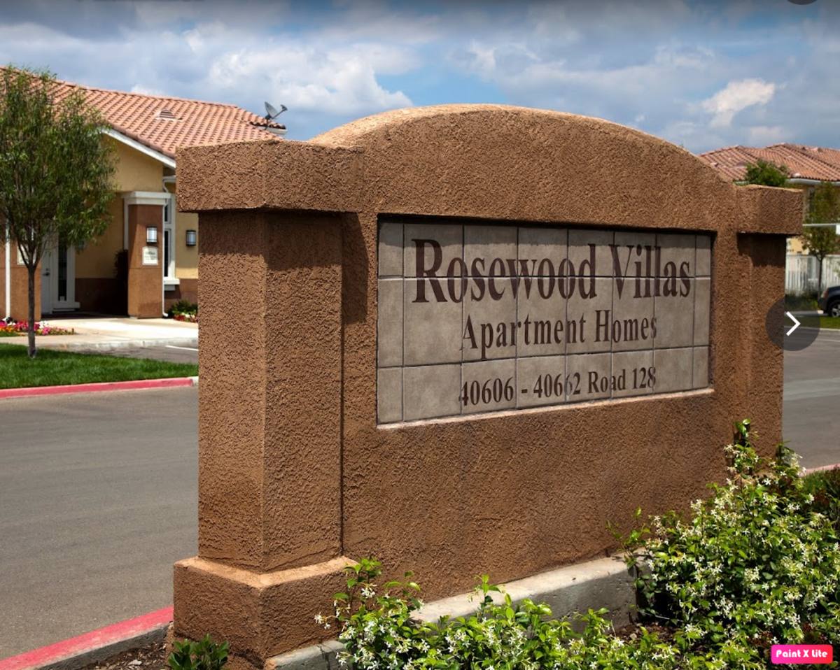 Apartment for rent at 40606 Rd, Cutler, CA 93615