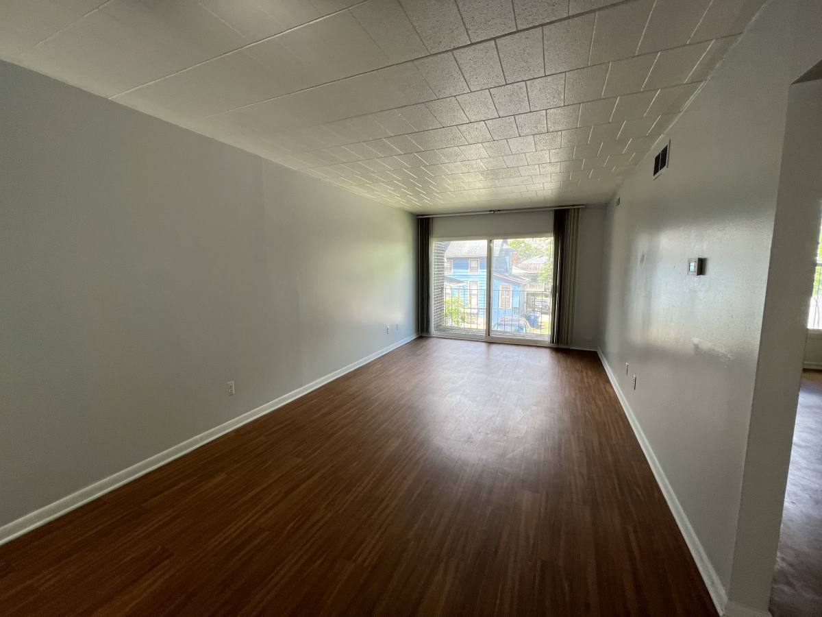 721 E Kingsley St #205, Ann Arbor, MI 48104