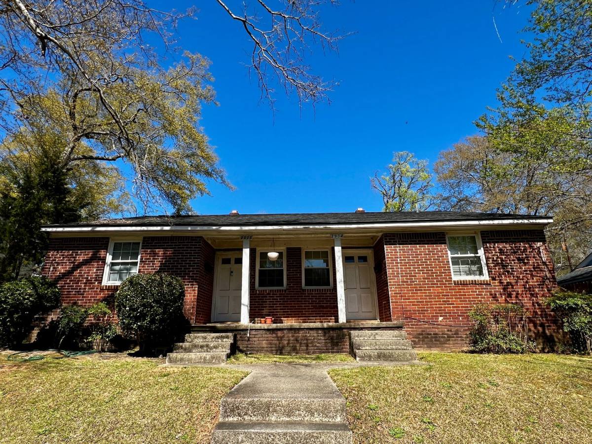 Apartment for rent at 2904 Lincoln St, Columbia, SC 29201