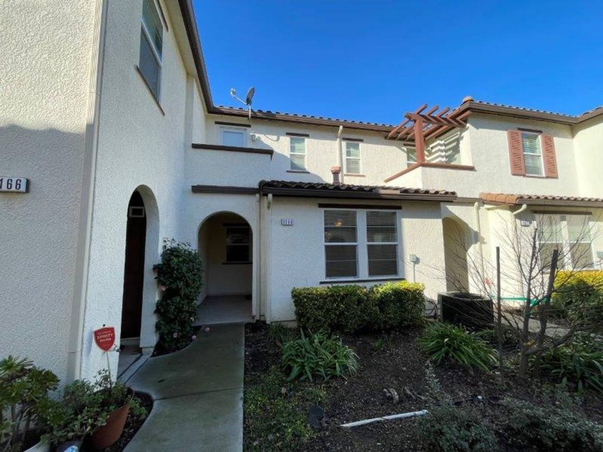 House for rent at 8164 Crystal Walk Circle, Elk Grove, CA 95758
