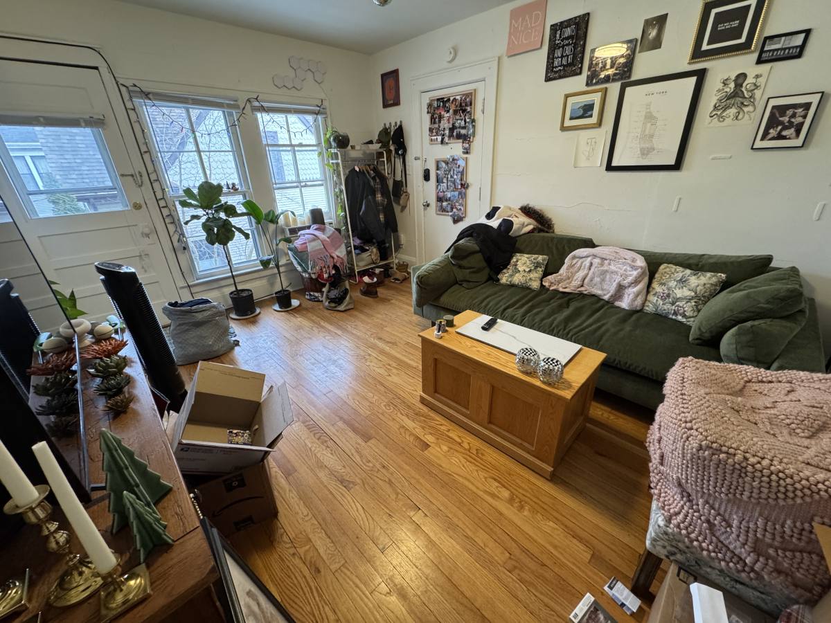 Apartment for rent at 820 E Ann St #4, Ann Arbor, MI 48104