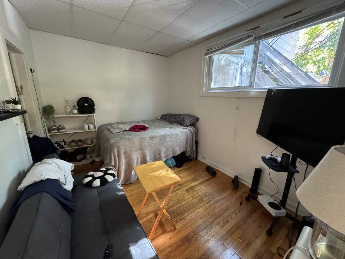 Apartment for rent at 215 N State St #3, Ann Arbor, MI 48104