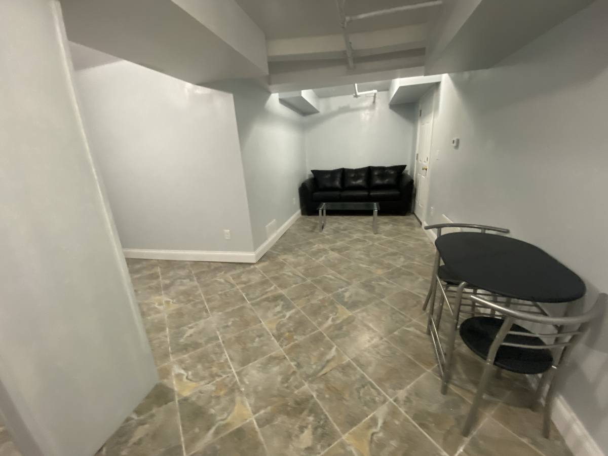 Apartment for rent at 418 N Division St #10, Ann Arbor, MI 48104