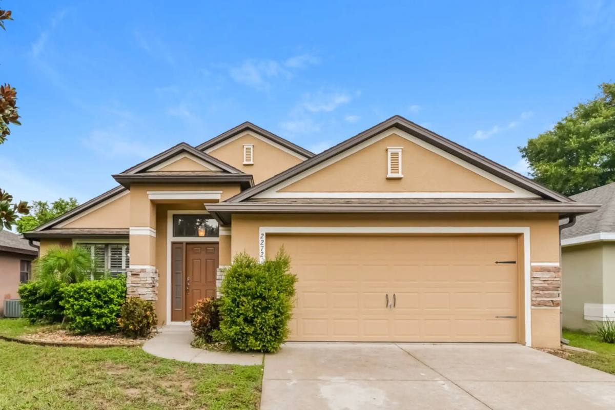 House for rent at 2272 Bracknell Forest Trail, Tavares, FL 32778
