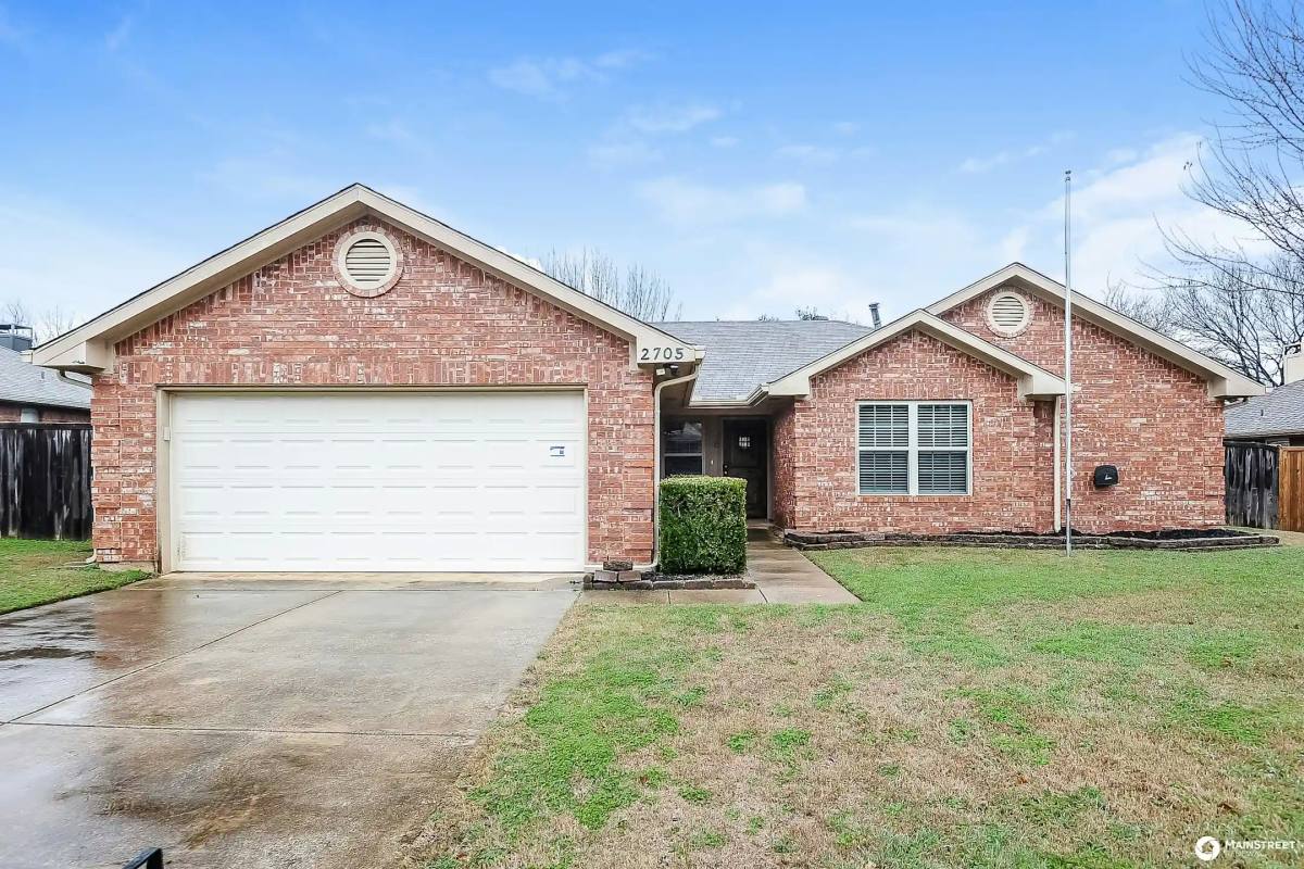 House for rent at 2705 Forestview Dr, Denton, TX 76210