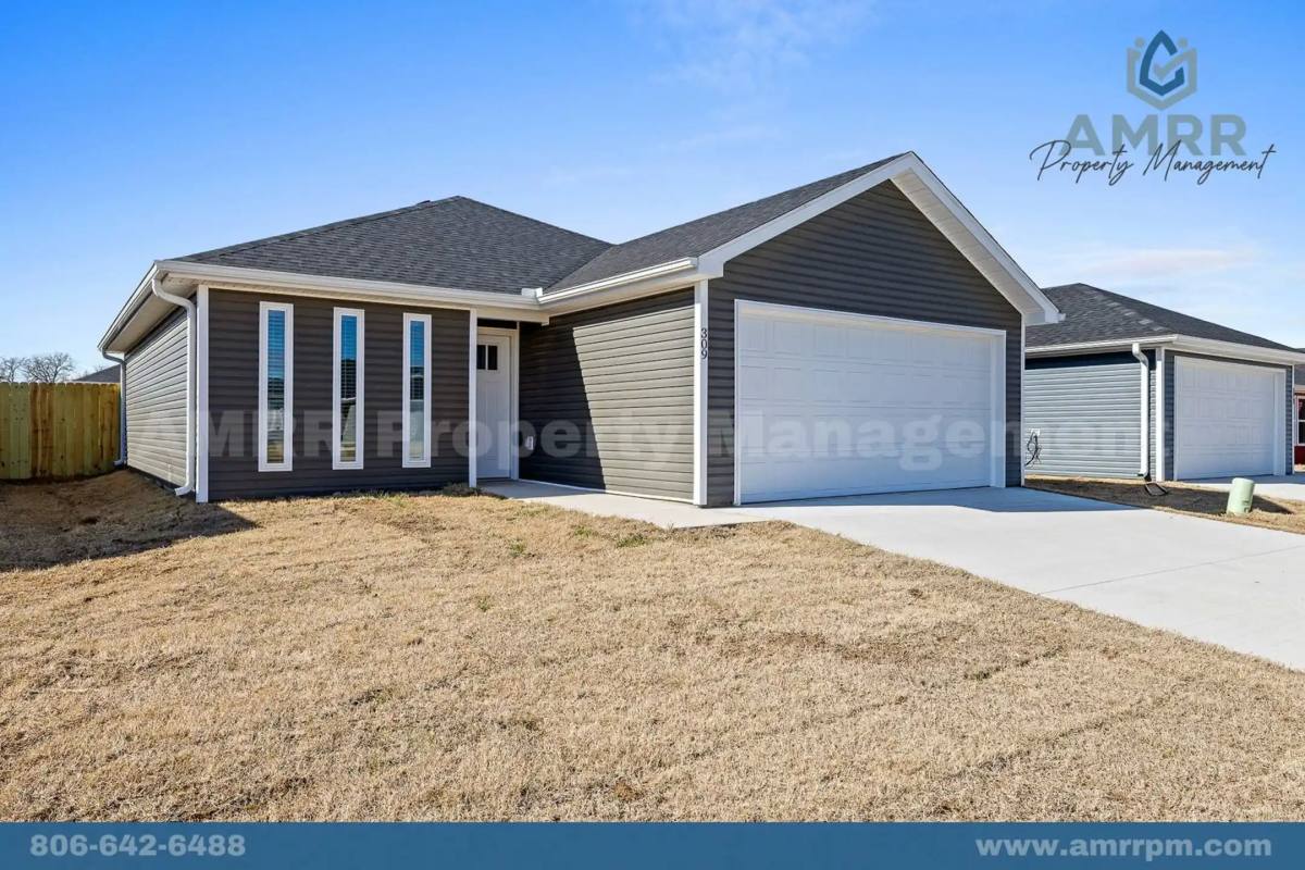 House for rent at 309 Honeybee Ave, Decatur, AR 72722