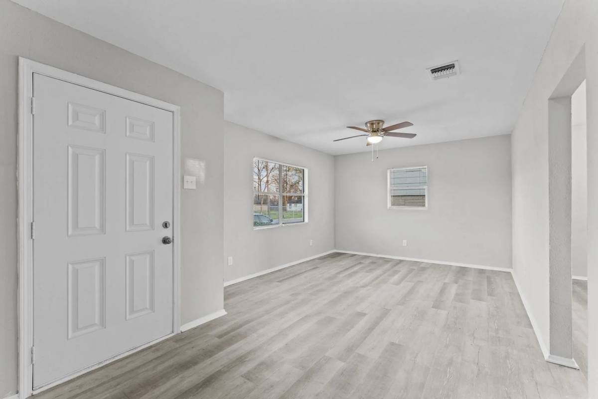 House for rent at 231 Collins Rd, Richmond, TX 77469