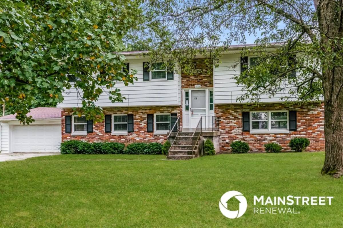 House for rent at 2806 Winchester Dr, Sellersburg, IN 47172