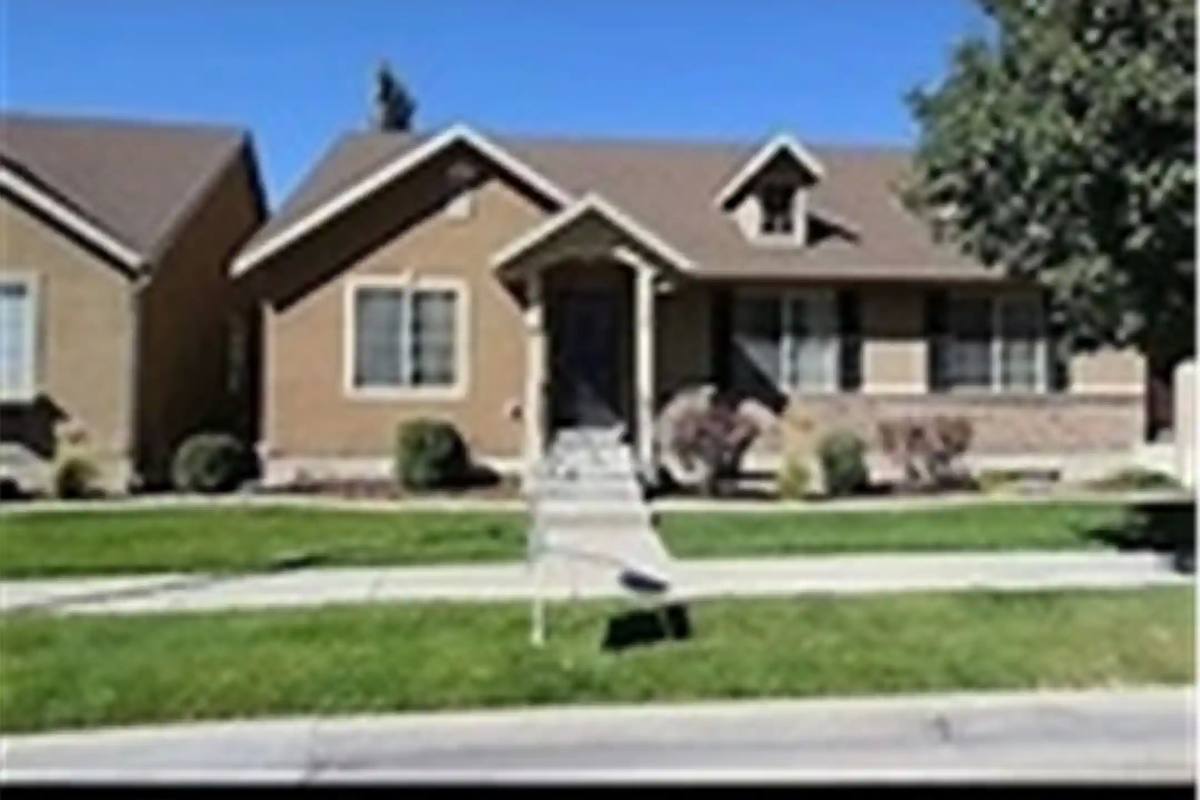 Townhouse for rent at 3171 E River Bottoms Rd, Spanish Fork, UT 84660
