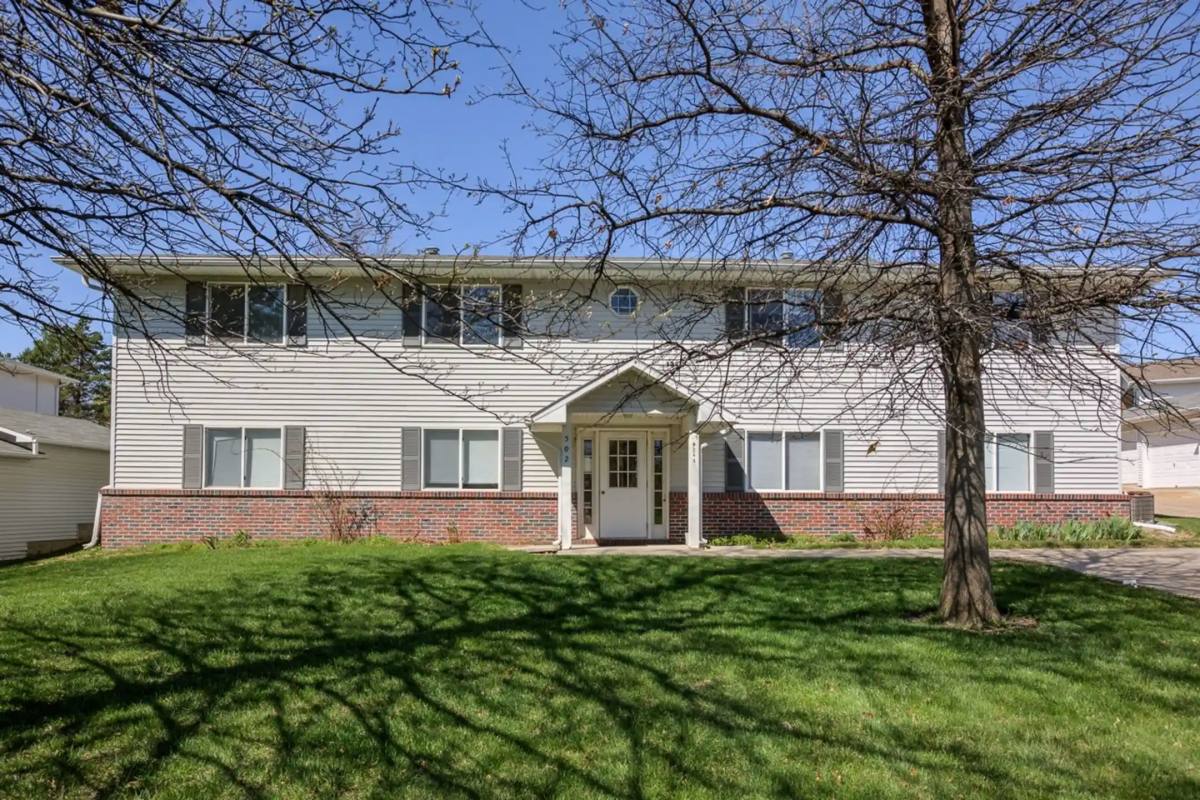Apartment for rent at 502 Chestnut Dr #2, Gretna, NE 68028