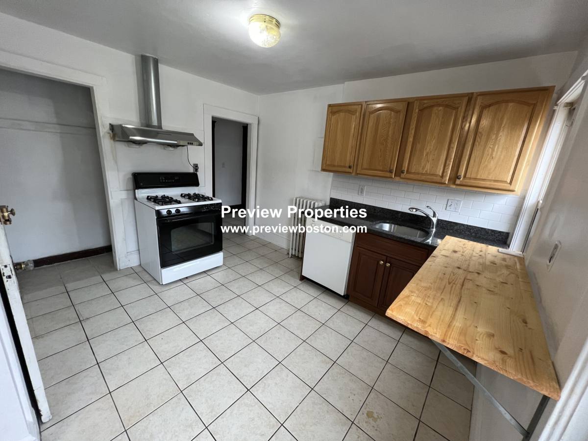 House for rent at 55 Etna St #1P, Brighton, MA 02135