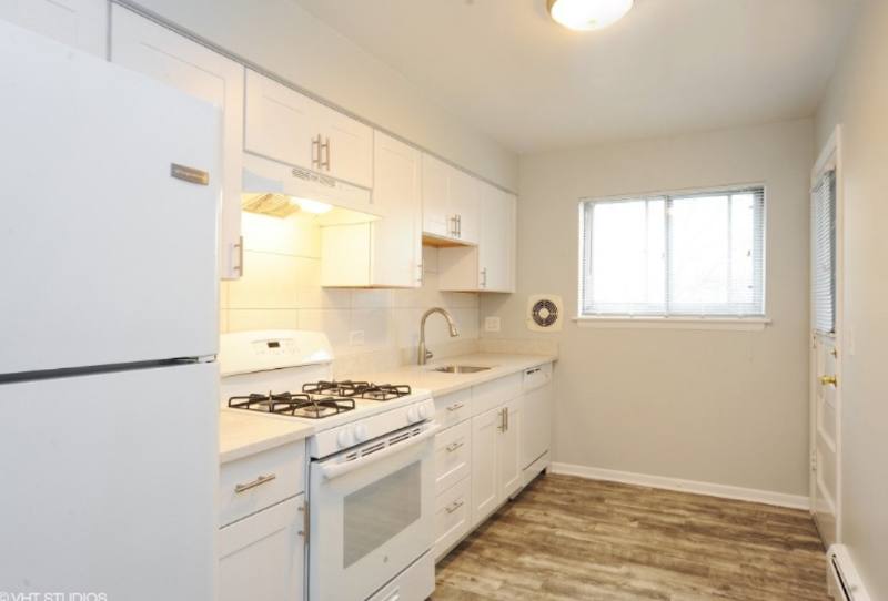 Apartment for rent at 933 - 951 Waukegan Rd, Deerfield, IL 60015