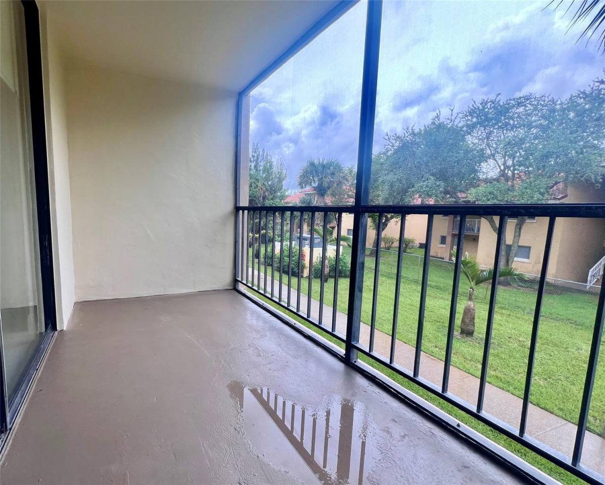 Apartment for rent at 17350 NW 68th Ave #400, Hialeah, FL 33015