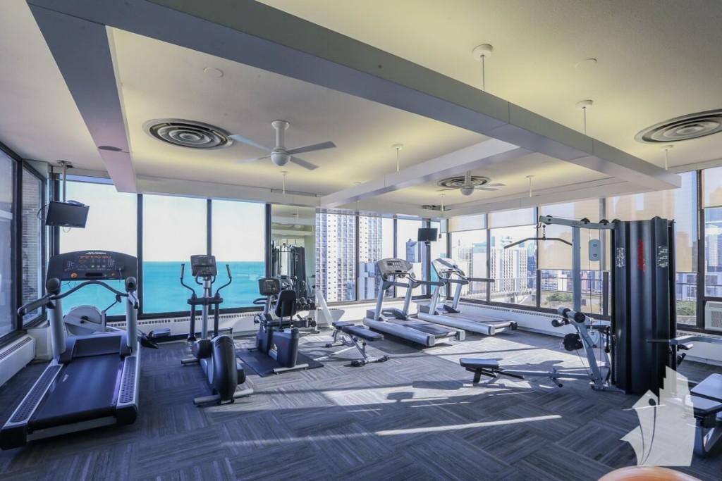Apartment for rent at 1340 N Astor #1003, Chicago, IL 60610