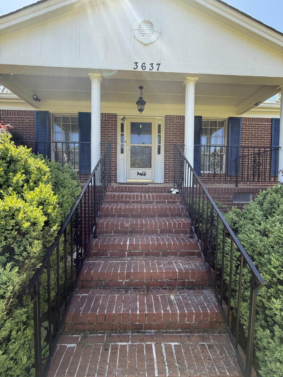 House for rent at 3637 W Panola Rd, Ellenwood, GA 30294
