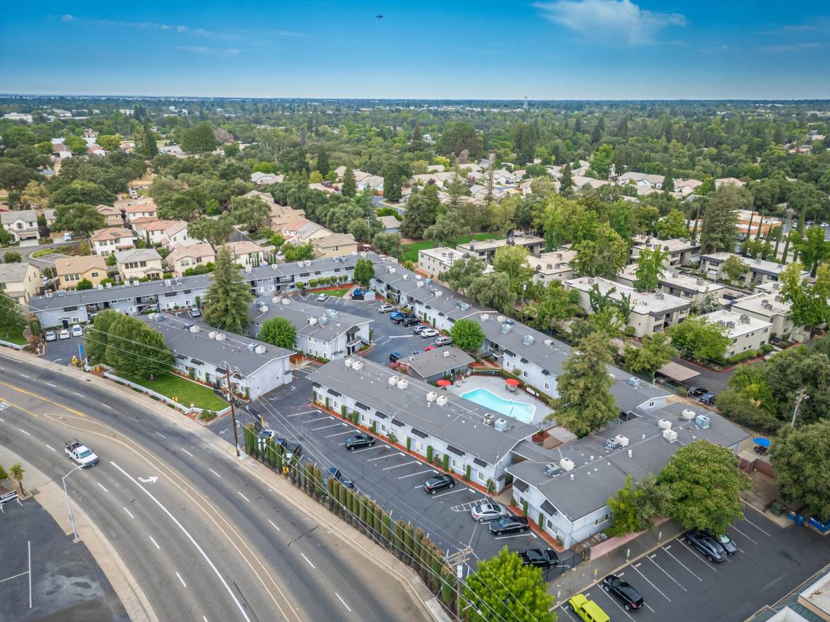 Apartment for rent at 5801 Winding Way, Carmichael, CA 95608