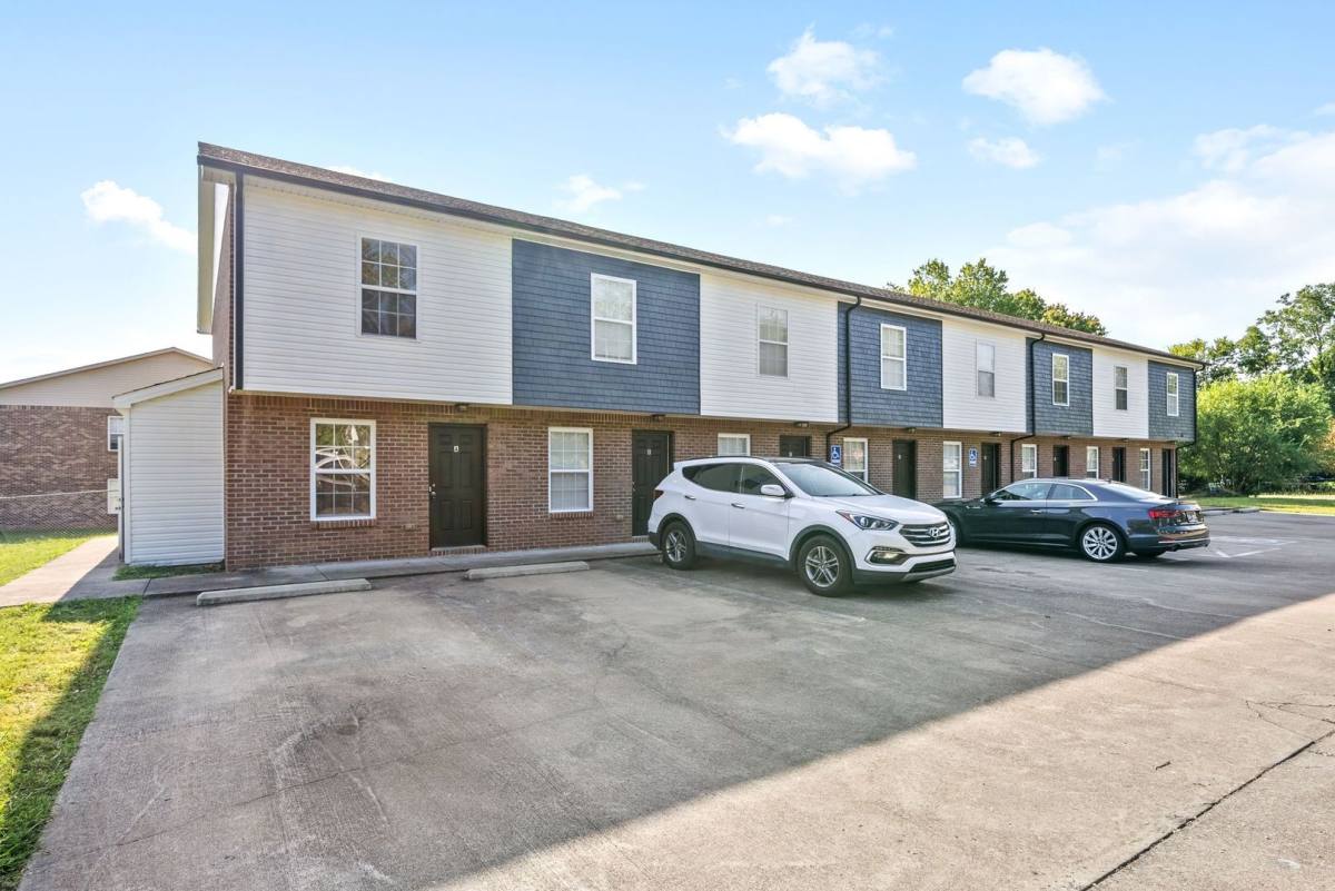 Apartment for rent at 65 Durrett Dr, Clarksville, TN 37042