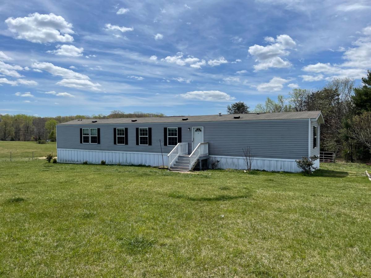 House for rent at 393 Hardtimes Rd, Farmville, VA 23901
