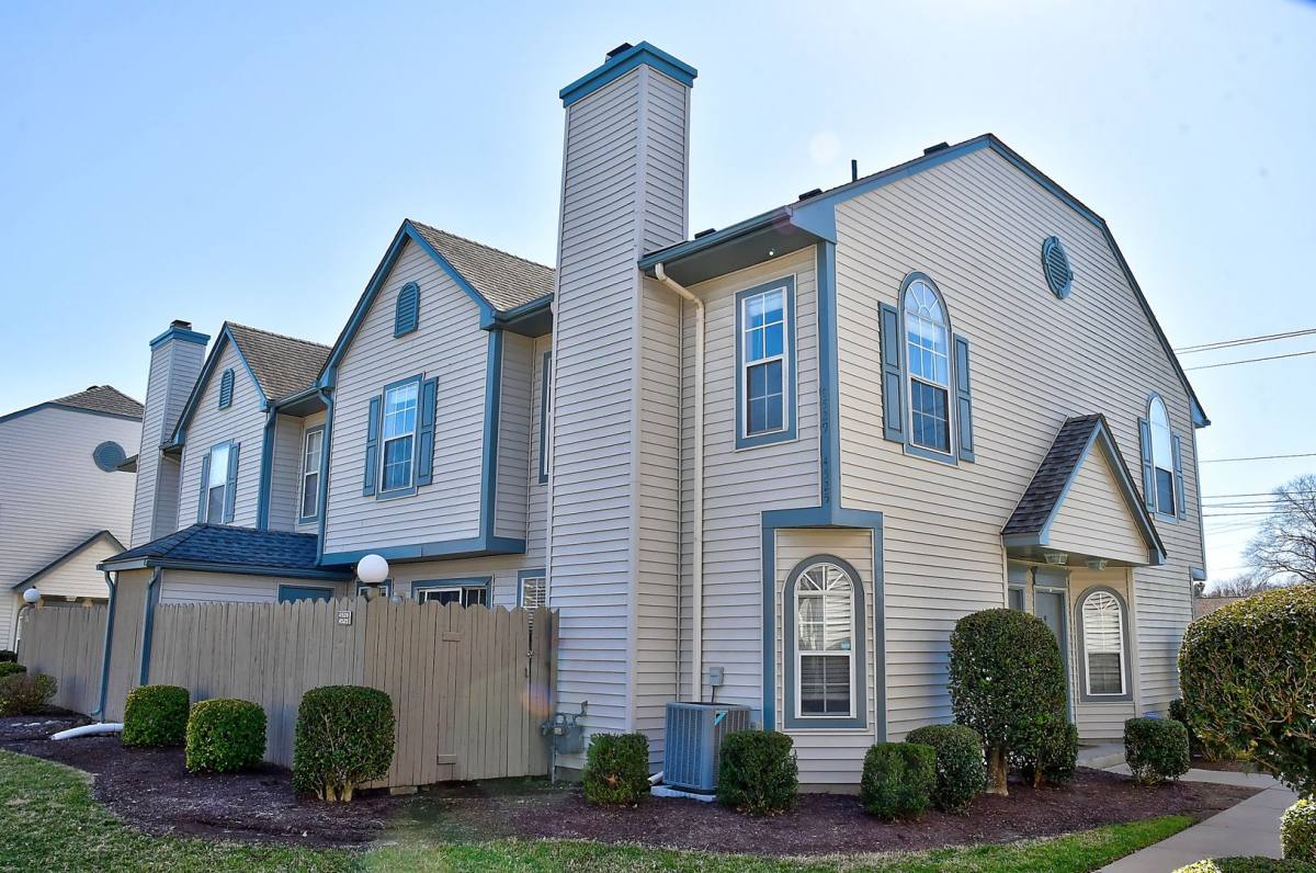 Townhouse for rent at 4525 Shallowford Circle, Virginia Beach, VA 23462