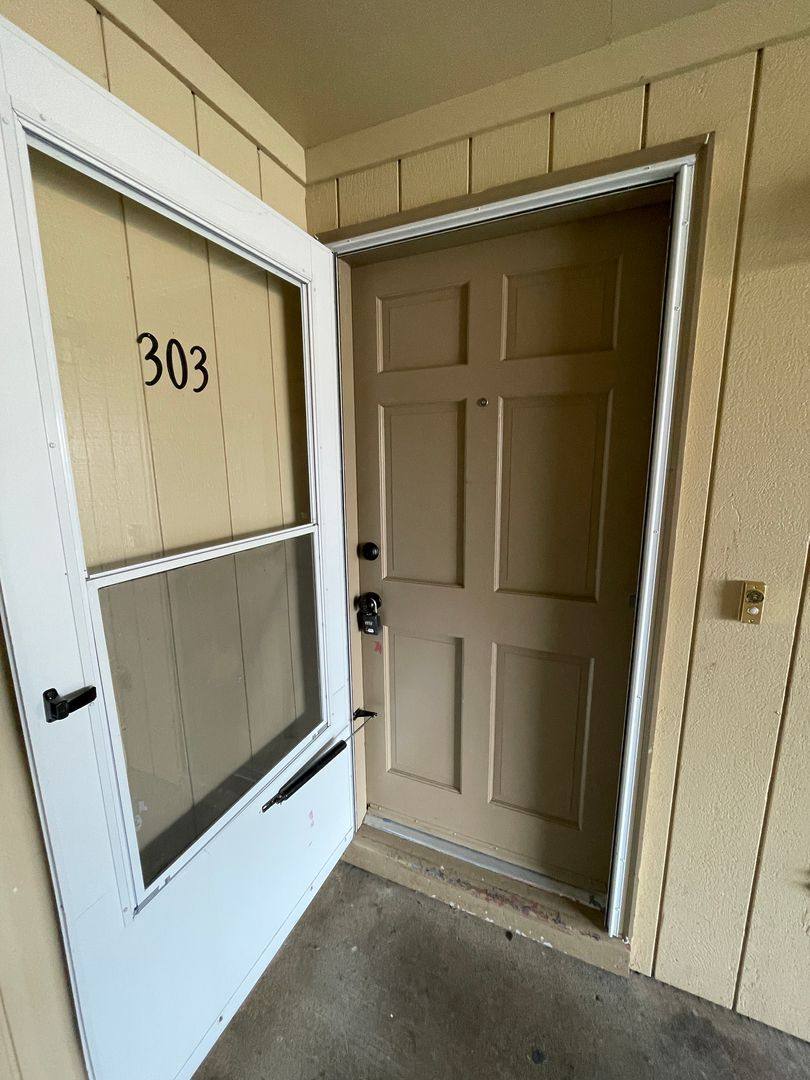Apartment for rent at 280-286 Evergreen St, Independence, OR 97351