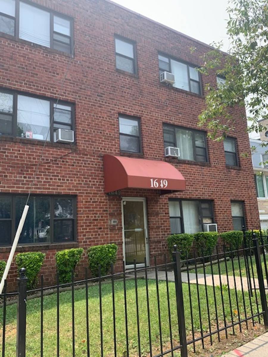 Apartment for rent at 1649 Franklin St NE, Washington, DC 20018