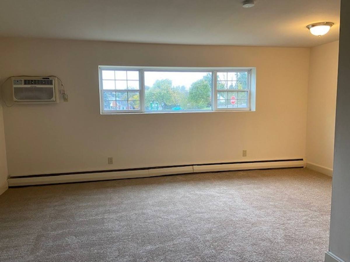 Apartment for rent at 408 Conowingo Circle, Oxford, PA 19363