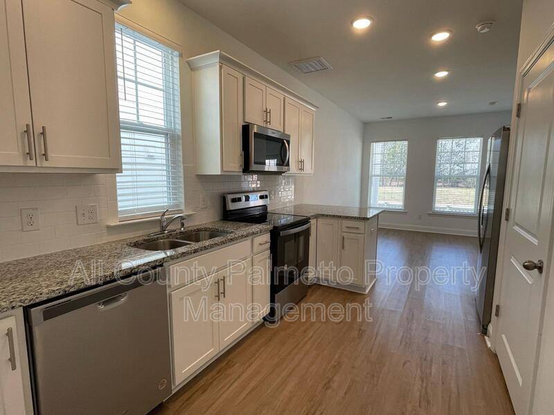 House for rent at 1527 Foster Creek Rd, Hanahan, SC 29410