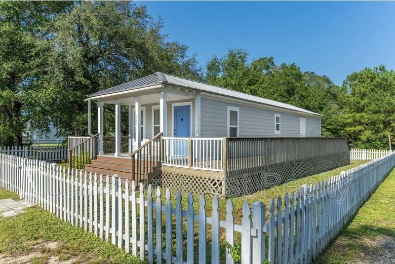 House for rent at 147 Caswell Branch Rd, Freeport, FL 32439