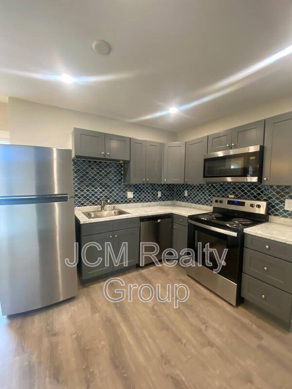 Apartment for rent at 22 Wall St #2 1st Floor, Foxboro, MA 02035
