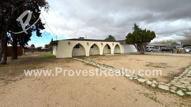 House for rent at 14748 Orange St, Hesperia, CA 92345