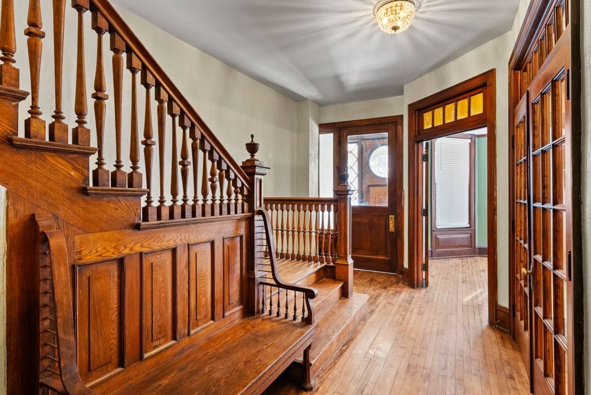 Apartment for rent at 2902-2904 W State St, Milwaukee, WI 53208