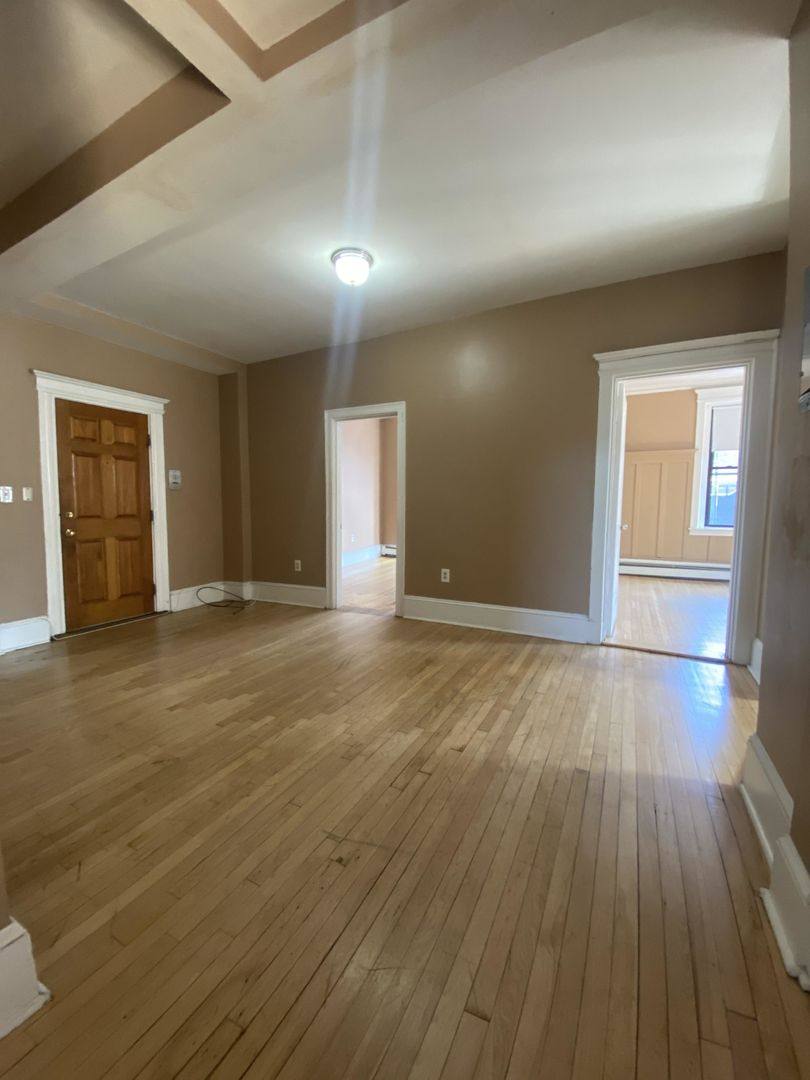 Apartment for rent at 5 Euston St #10, Brookline, MA 02446