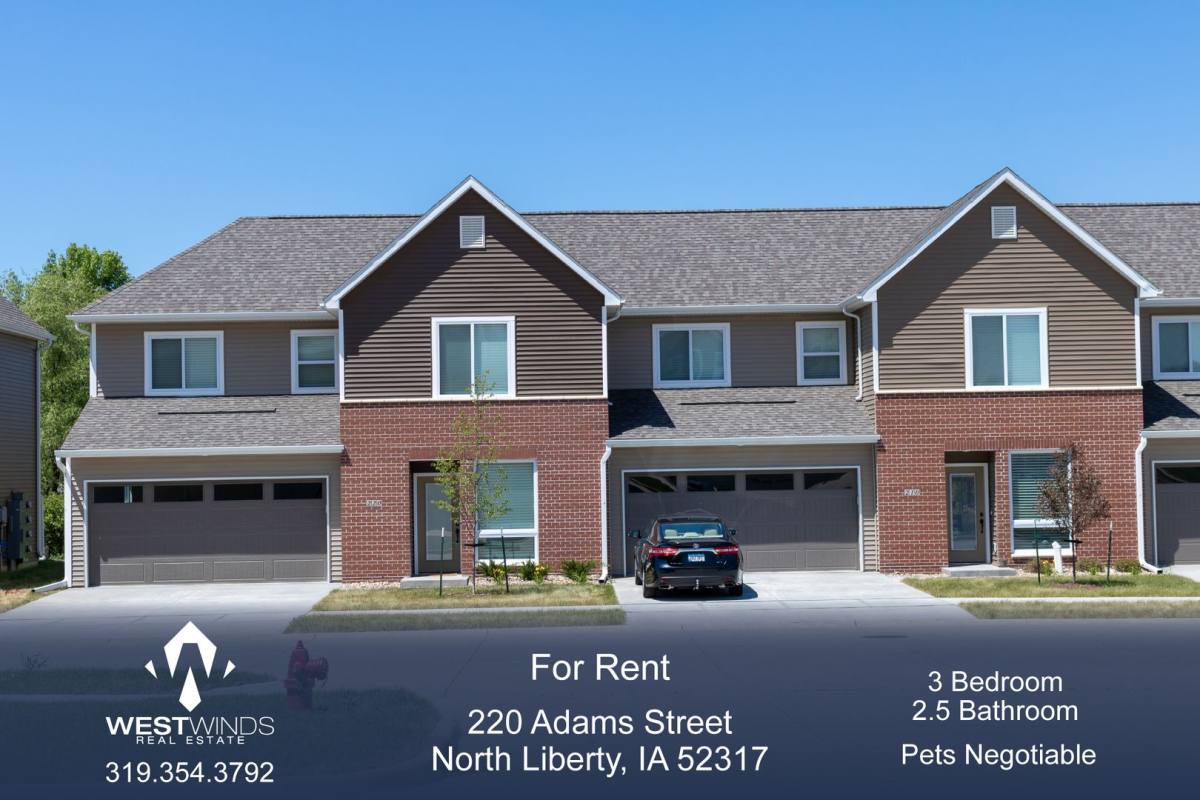 Townhouse for rent at 220 Adams St, North Liberty, IA 52317