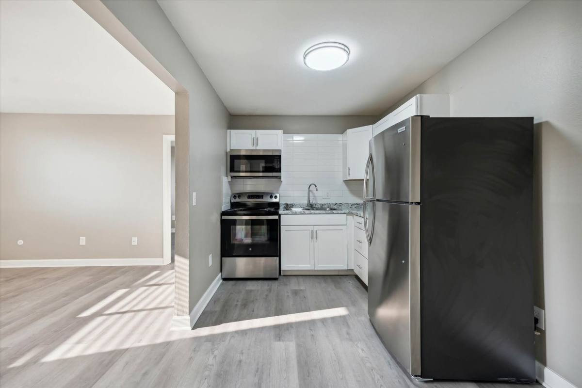 Apartment for rent at 4040-80 Royer Rd, Toledo, OH 43623