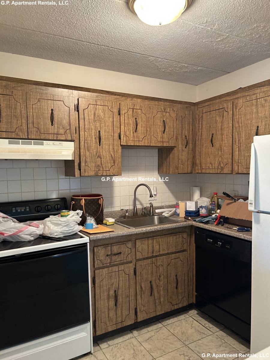 Apartment for rent at 157 Franklin St, Stoneham, MA 02180