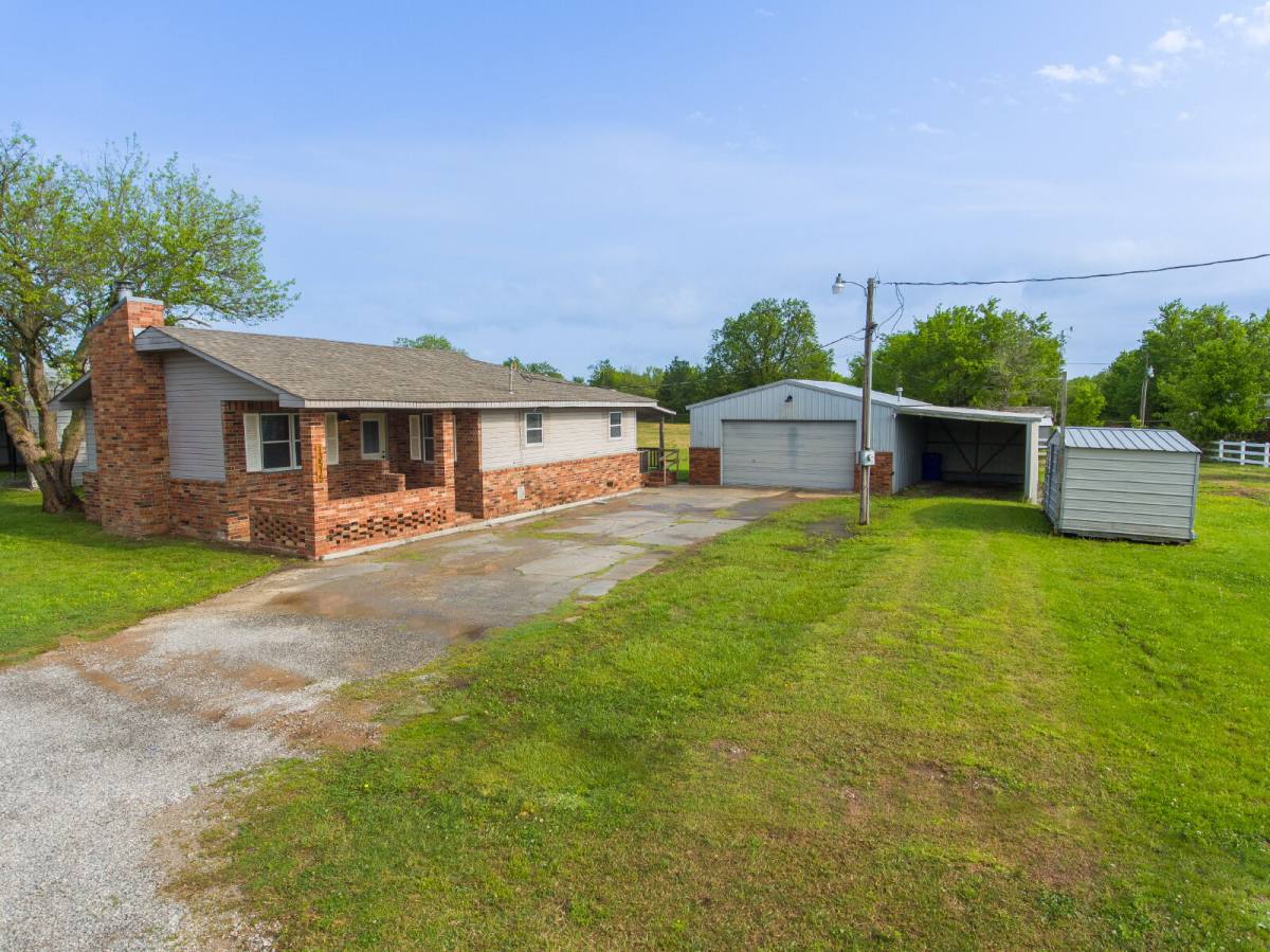 House for rent at 13515 S 353rd E Ave, Coweta, OK 74429