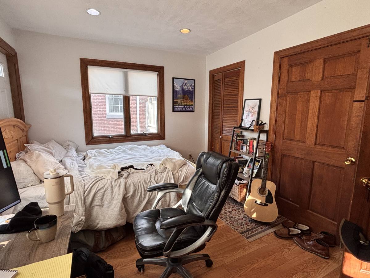 Apartment for rent at 168 Auburn St #B, Cambridge, MA 02139