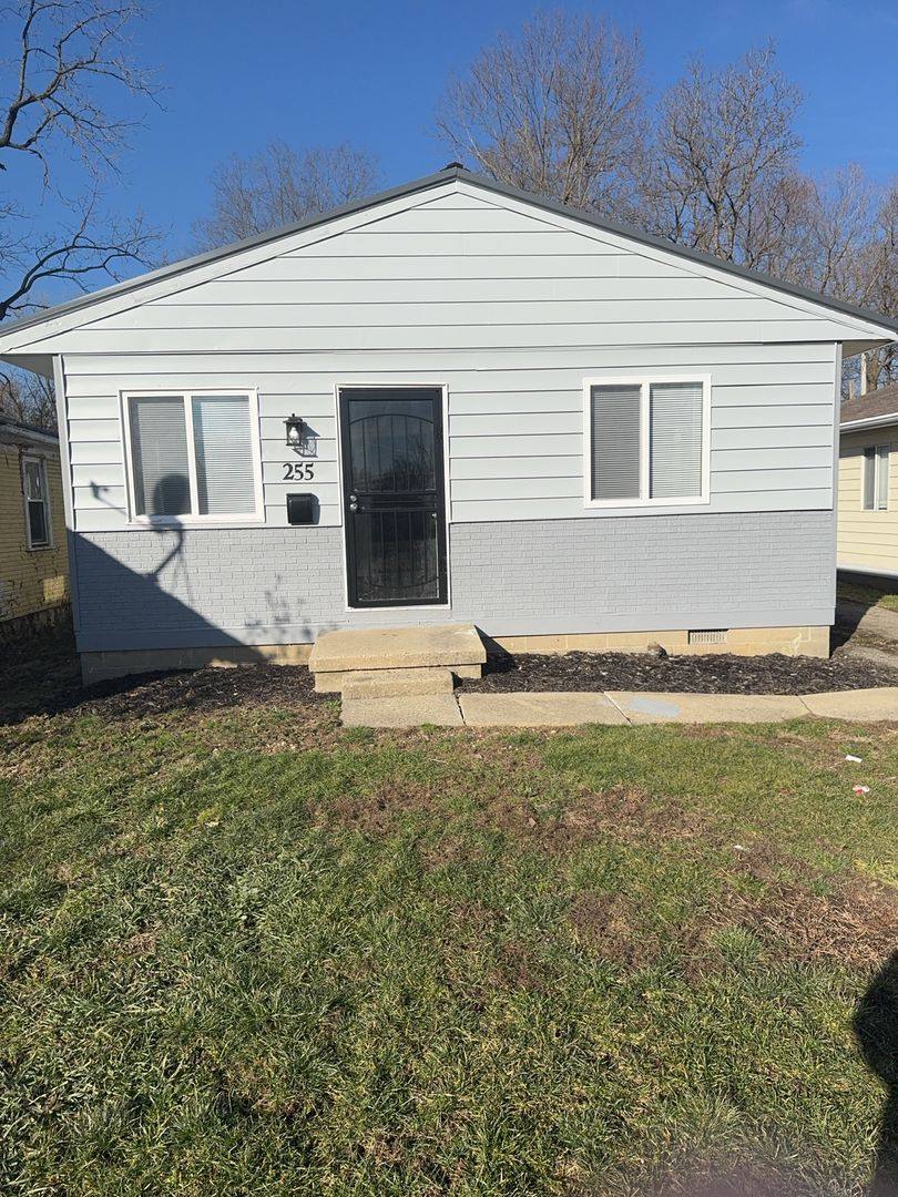 Apartment for rent at 255 Miller Ave, Dayton, OH 45417