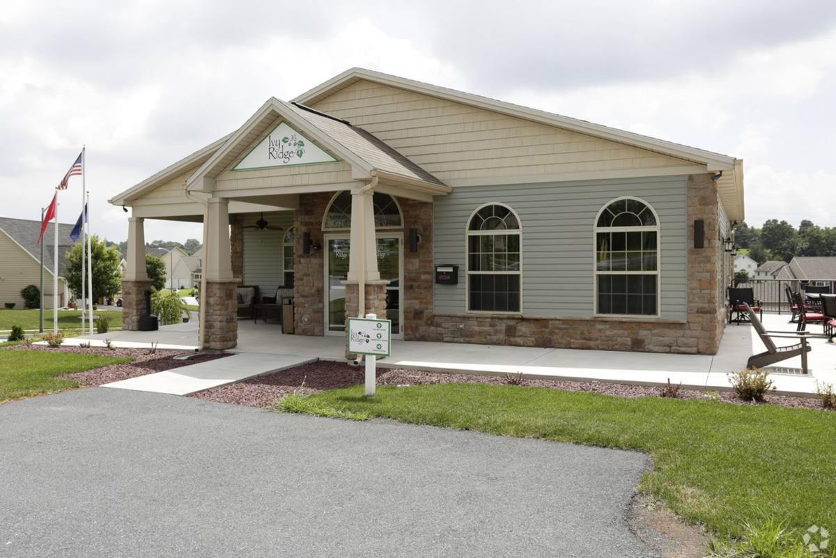 Apartment for rent at 589 Yale St, Harrisburg, PA 17111