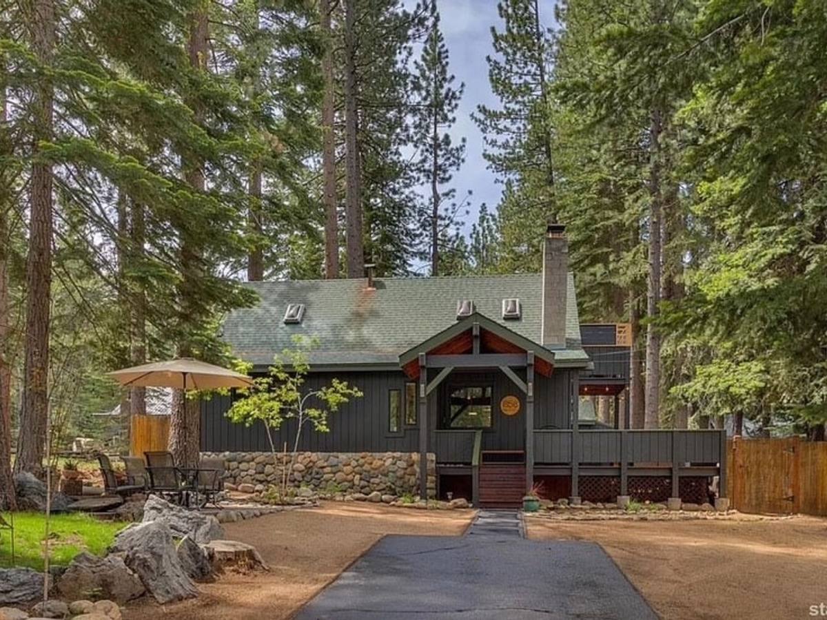 House for rent at 1858 Narragansett Circle, South Lake Tahoe, CA 96150